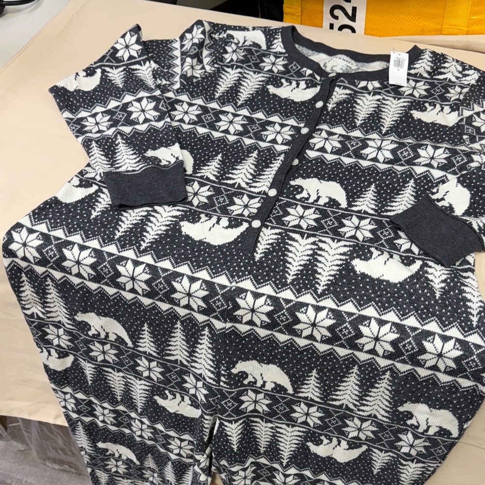 Old Navy One Piece pajama 2X new with tags - Picture 3 of 7